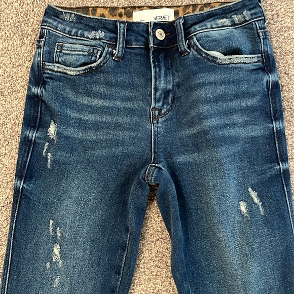 Vervet wide flare animal print jeans -size 25 - Picture 2 of 8